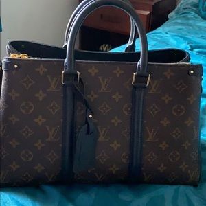 Louis Vuitton Monogram Soufflot MM Black